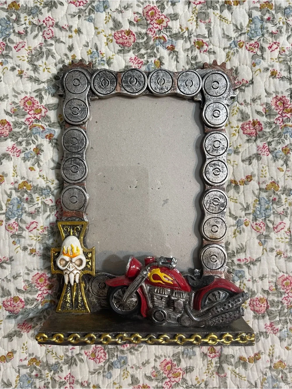 Motorcycle Picture Frame with cross and skull.      4”x6”